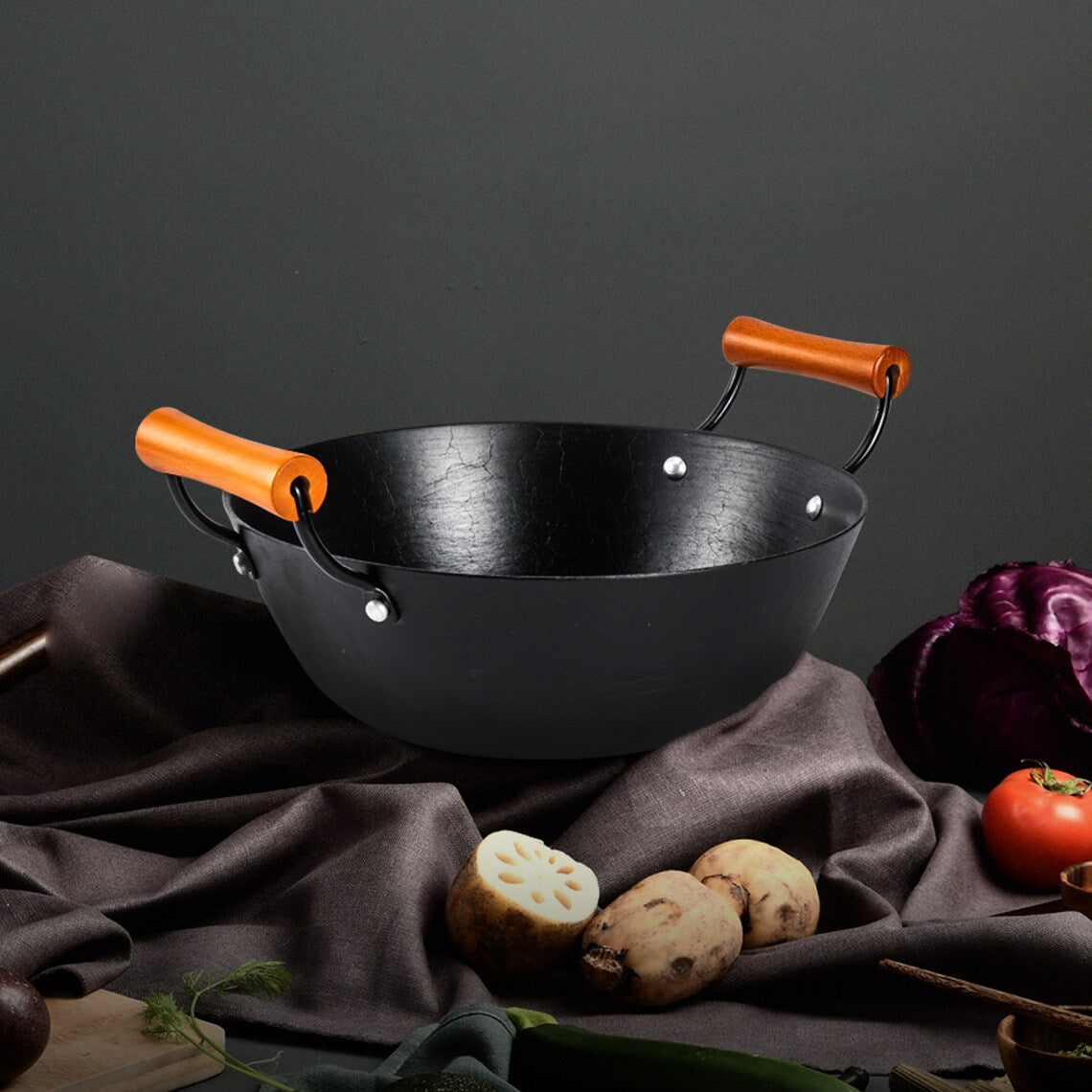 ZhangQiu ZhenSanHuan Handmade Flat Bottom Helmet Shape Cast Iron Wok/Pot